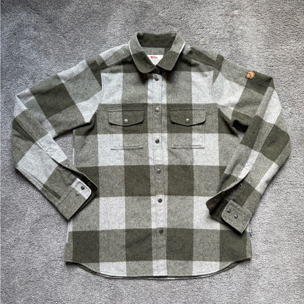 Fjallraven Women’s Canada Shirt